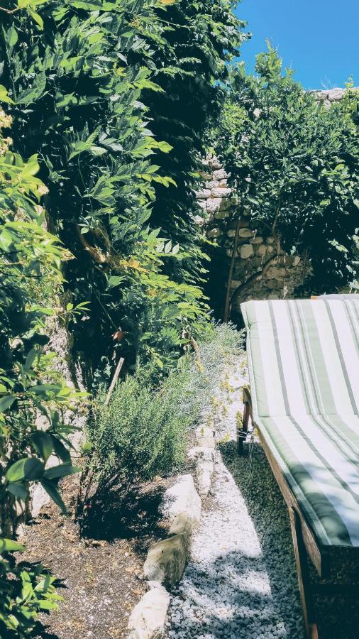 Rector'S Villa - Charming Retreat In Old Town With Jacuzzi In Private Courtyard Rab Town Exterior foto